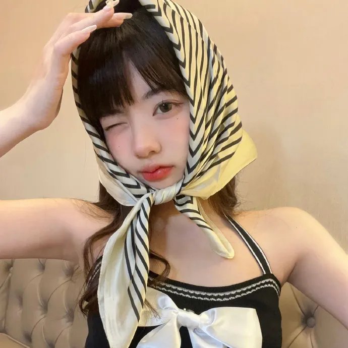 巨幅宝丽莱大师