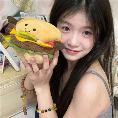 伴娘先拜堂